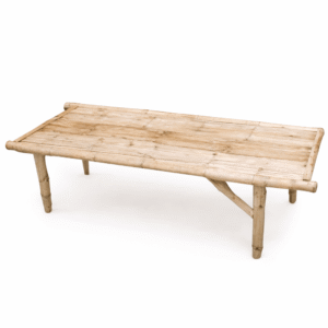 Laag rechthoekig bamboe dagbed in natuurlijke kleur met open onderstel.