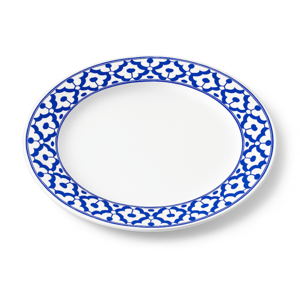 Plat Thais dinerbord van 22 cm met blauw-wit ananaspatroon, bovenaanzicht op witte achtergrond.