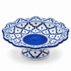 Blauw-wit schaaltje op voet van 16 cm met sierlijke rand en traditioneel blauw patroon op witte achtergrond.
