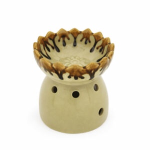 Keramieken aromabrander crème met geelbruine glazuur rand