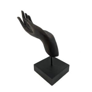 Boeddha hand in abhaya mudra houding bruin op standaard voor rust en bescherming in huis