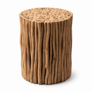 Ronde houten bijzettafel van 34 cm met verticale takkenstructuur en mozaïekblad, vrijstaand op witte achtergrond.