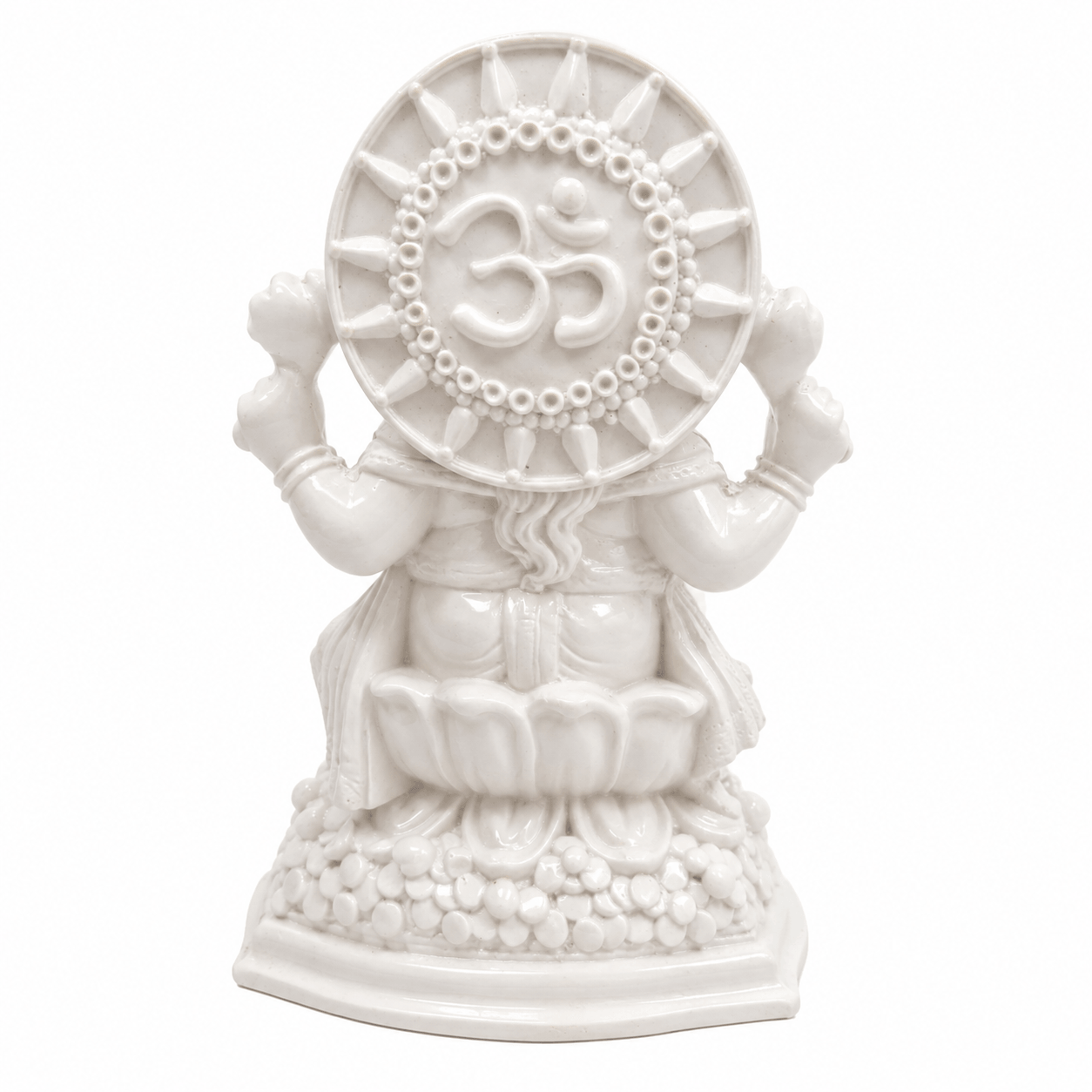 Achteraanzicht van het witte Ganesha Beeld Padma met groot Om-symbool op de rug.
