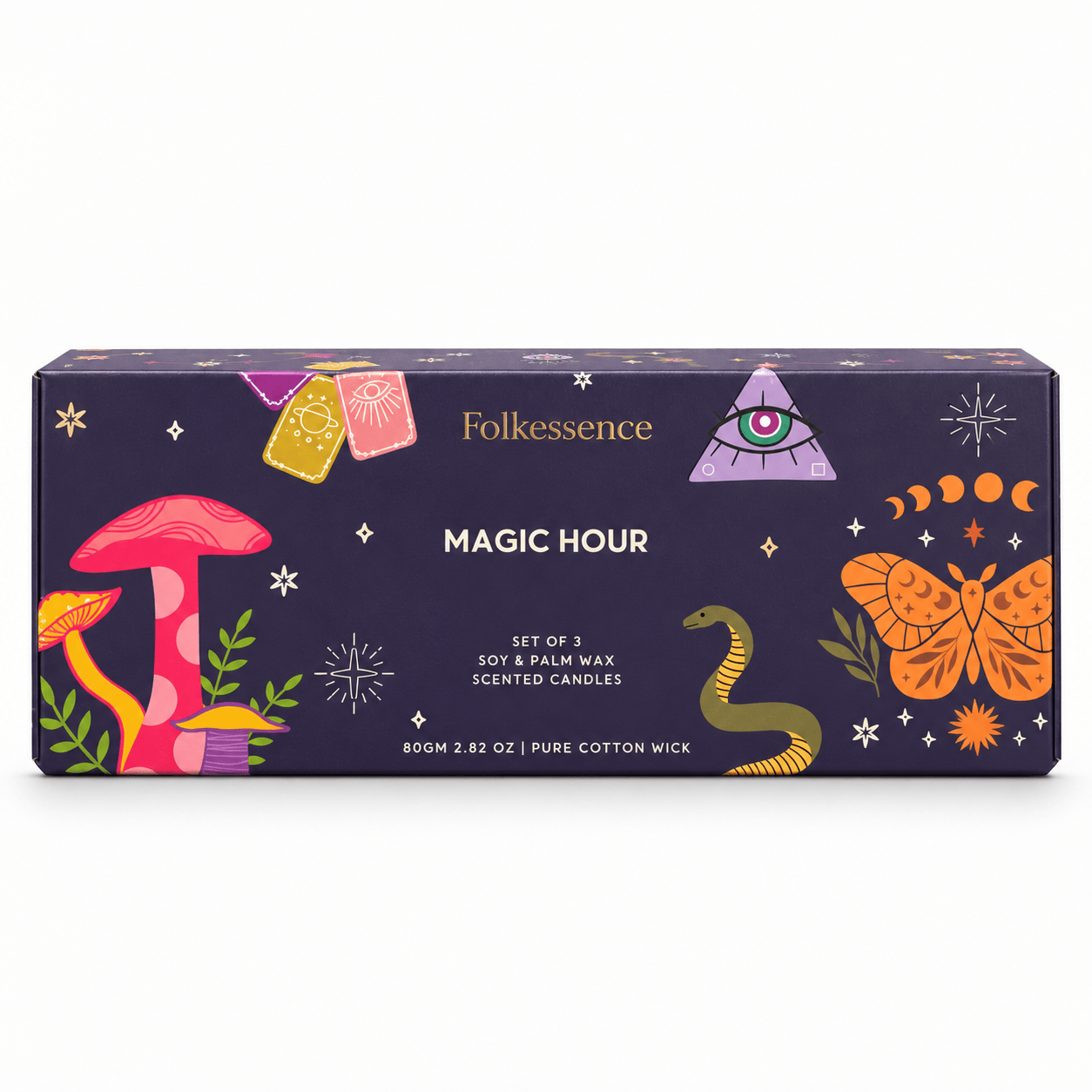 Folkessence Magic Hour geschenkset met drie geurkaarsen in een donkerpaarse verpakking met kleurrijke illustraties van paddenstoelen, sterren, een slang en een vlinder.
